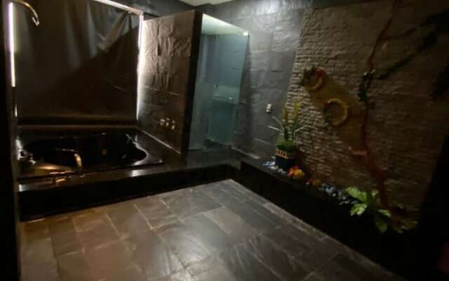 Amani SPA Boutique Motel