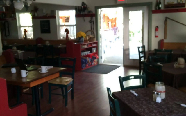 Crowsnest Vineyards Guesthouse