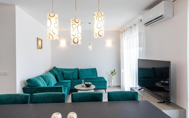 Stunning Apartment in Trogir With 2 Bedrooms and Wifi