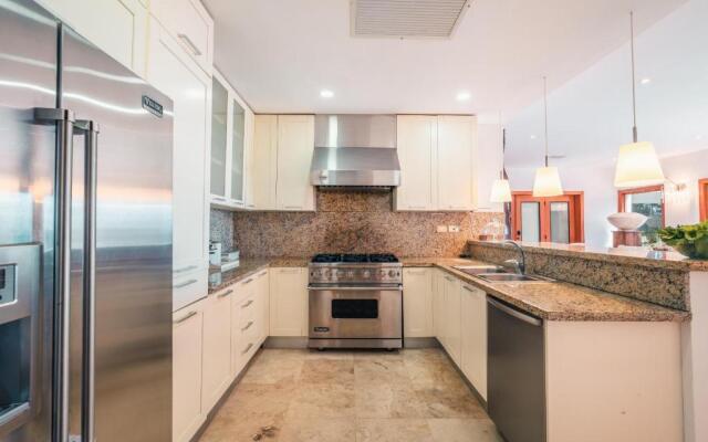 Great Villa at Puerto Bahia E3 w Breakfast Incl