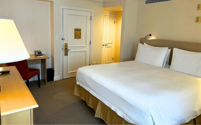Taj Campton Place - photo 4