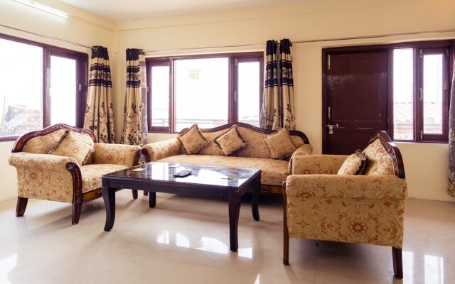 Oyo Home 14288 Luxury 3Bhk