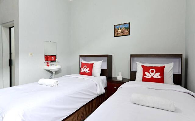 ZEN Rooms Godean