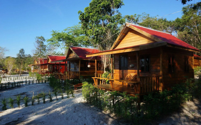 Romdoul Koh Rong Island Resort