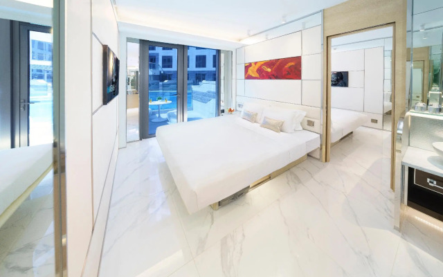 Regala Skycity Hotel