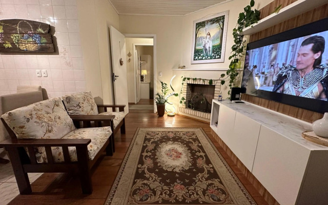 Apartamento de 2 Quartos no Centro - Gramado