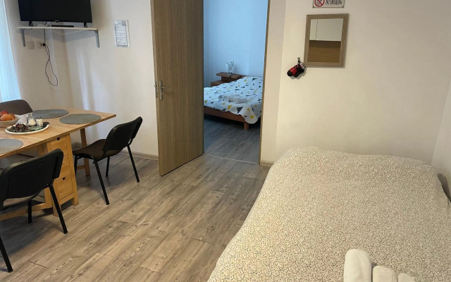 Studio Piata Amzei NR.1 (8 D)