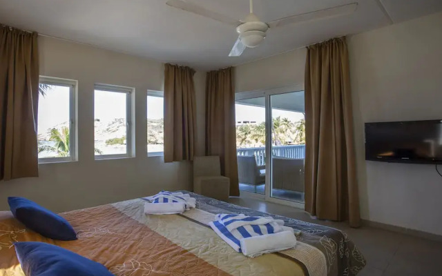 Blue Bay Beach Apartments