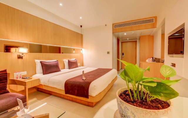 The SSK Solitaire Hotel & Banquets