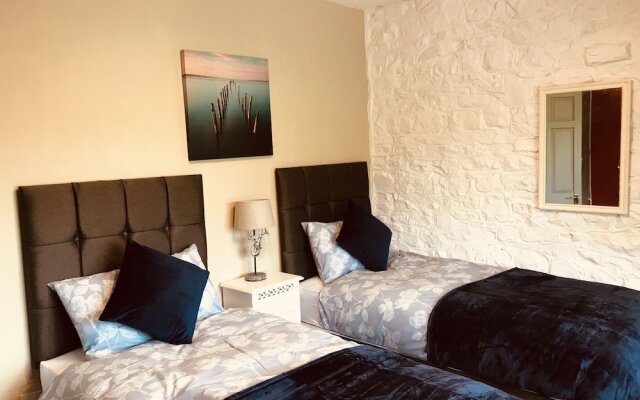 3 Bedroom Country Retreat - Dogs Welcome