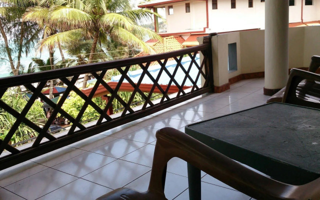 Gayana Hotel