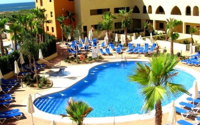 Apartamentos Playamarina