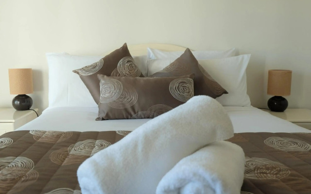 Meridian Tower Apartments