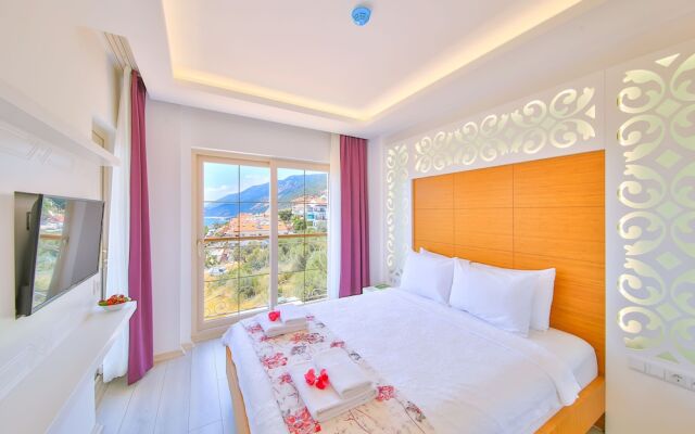 Hediye Hanim Suit Apart