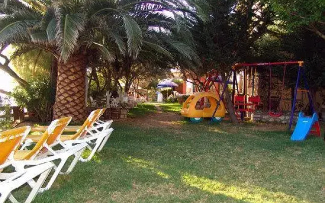 Anemelia Hotel