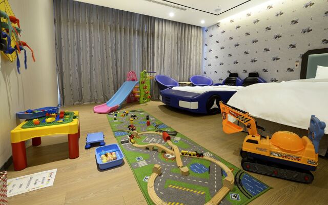 UINN RELAX HOTEL (New Taipei Linkou)