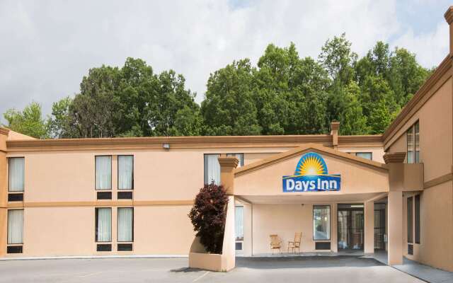 Days Inn by Wyndham Mount Hope