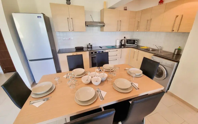 The Lob Star Apartment