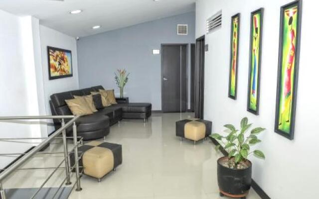 Hotel Platino Plaza