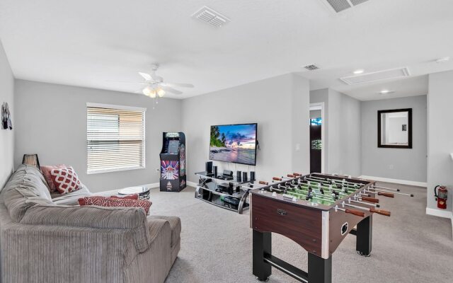 Vibrant Home With Spacious Pool!#6st5504