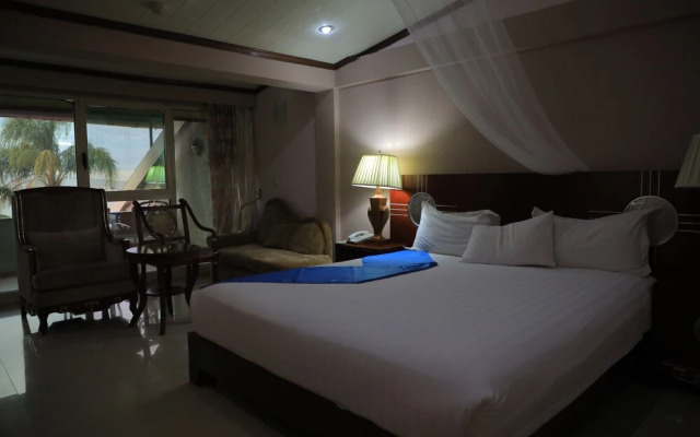Lewi Resort and Spa