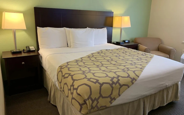 Baymont Inn & Suites Jefferson City