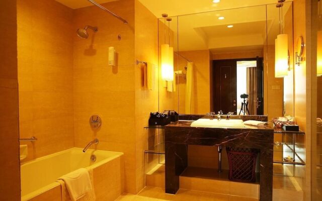 Fengdu Holiday Hotel