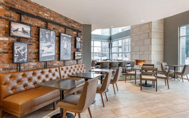 Cambria Hotel Louisville Downtown-Whiskey Row