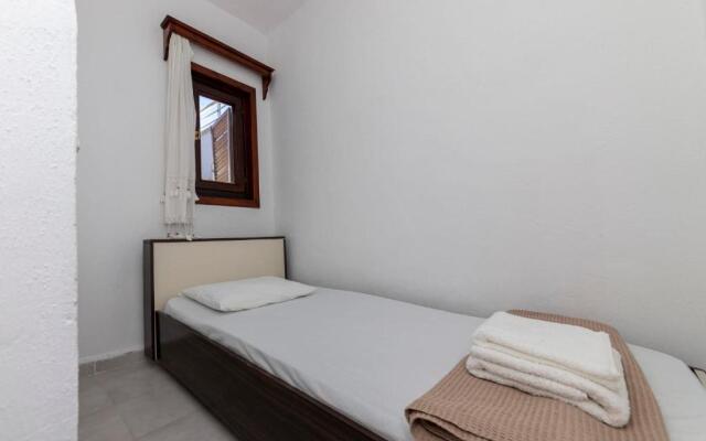 House With Sea View Near Camel Beach in Bodrum