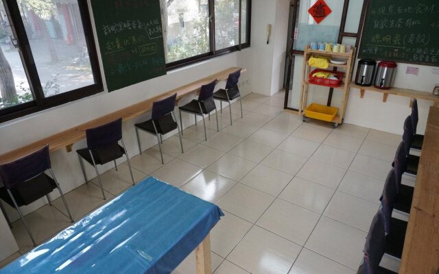 Sanyi Happiness B&B