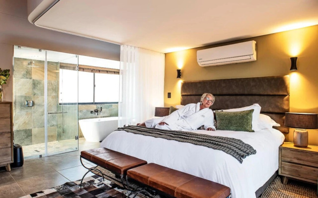 Ingwe Lodge