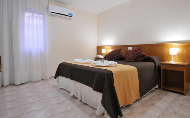Pinar Del Lago Hotel