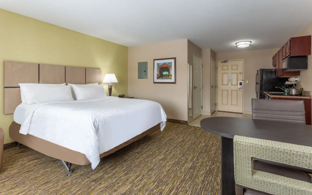 Candlewood Suites South Bend Airport, an IHG Hotel