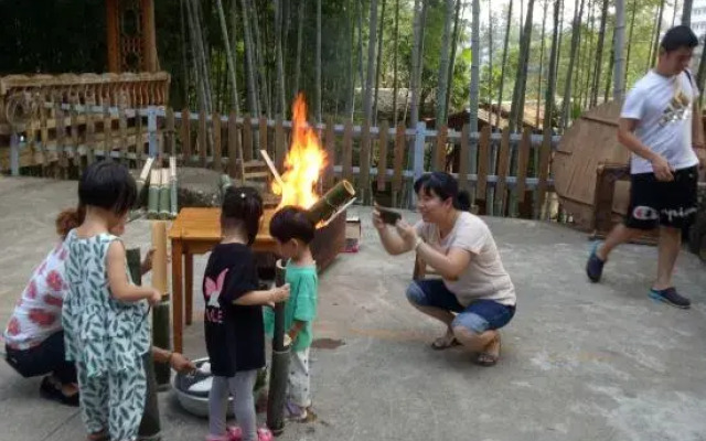 Heyuan Holiday Guesthouse