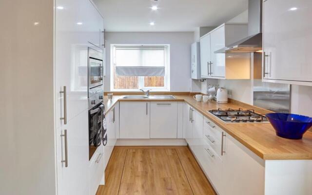 Savoy Court - Your Apartment