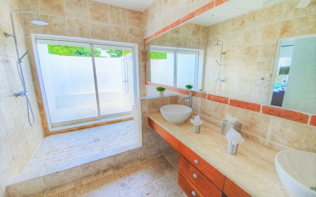 Dream Villa Terres Basses-2172