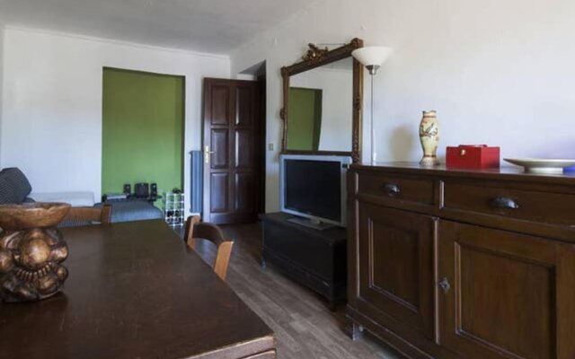Apartment with 2 Bedrooms in Torino, with Wonderful Mountain View, Balcony And Wifi - 92 Km From the Slopes