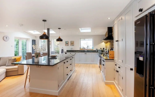 Spacious 3BD with Large Garden in Aynho