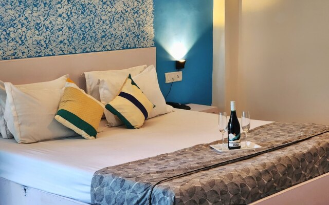 Page 3 - Riverside Rooms & Bar