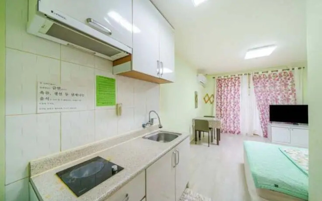 Yangyang Seorakdaemunteo Pension