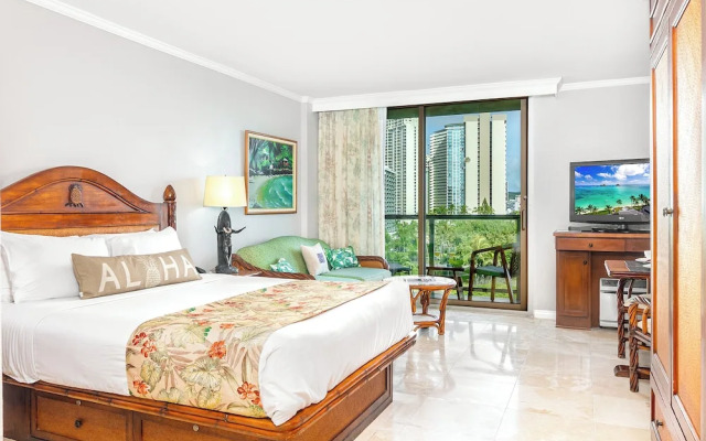 Luana Waikiki by Tropical Escapes Realty