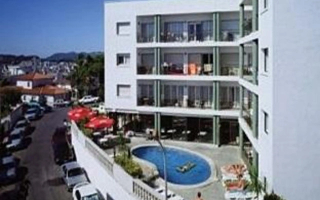 Apartaments AR Melrose Place