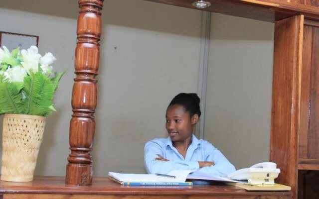 Arusha Giraffe Lodge