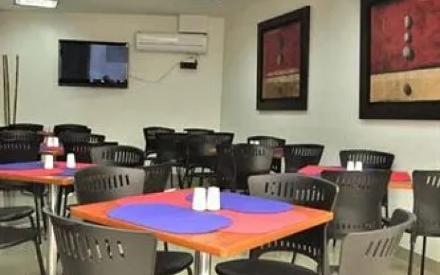 Hotel Innova Centro Internacional