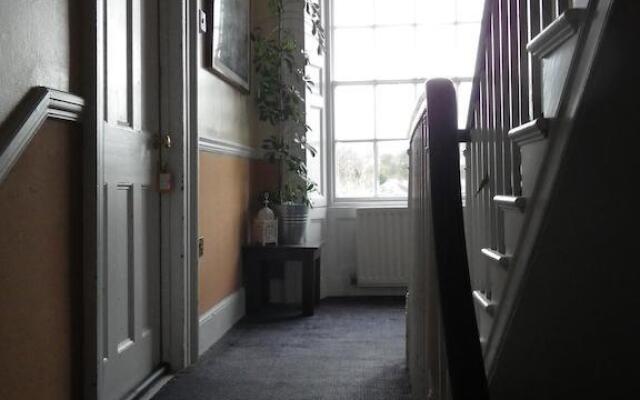 Laburnum Guest House at Bistro En Glaze