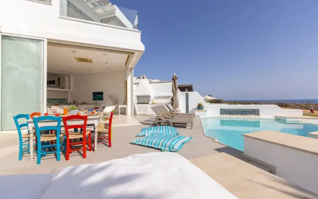 Protaras Seafront Villa Alemar