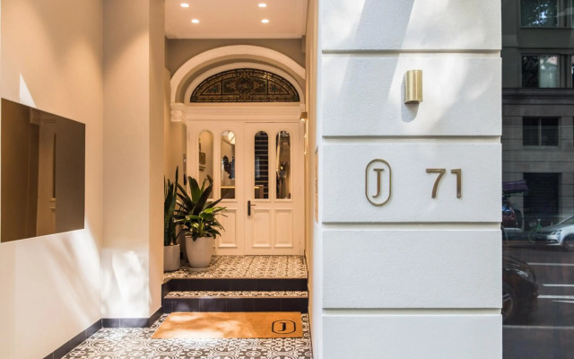 Jensen Potts Point