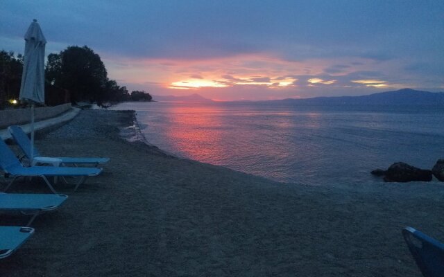 Calamos Beach Family Club Hotel