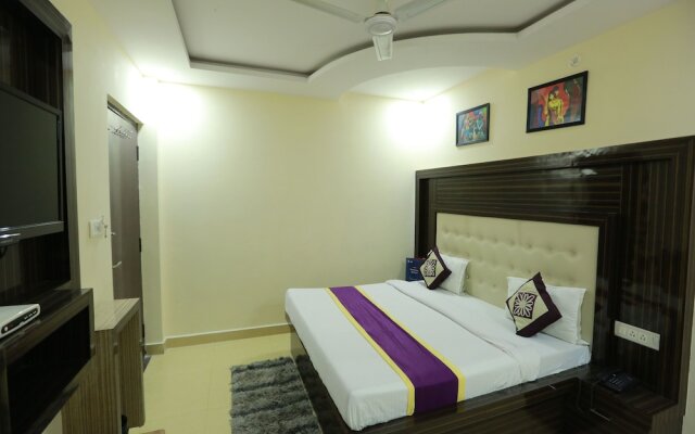 OYO 8883 Hotel Comfort Zone