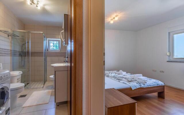 Apartments Larst
